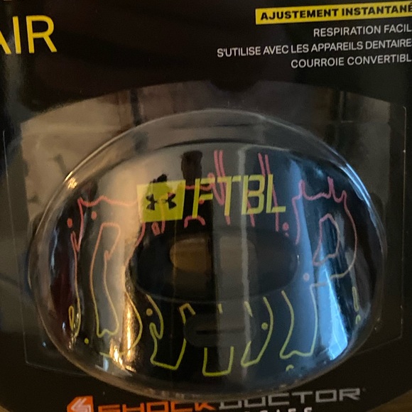 Under Armour mouthpiece - Picture 3 of 4